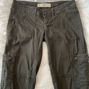 Hollister dark green cargo pants